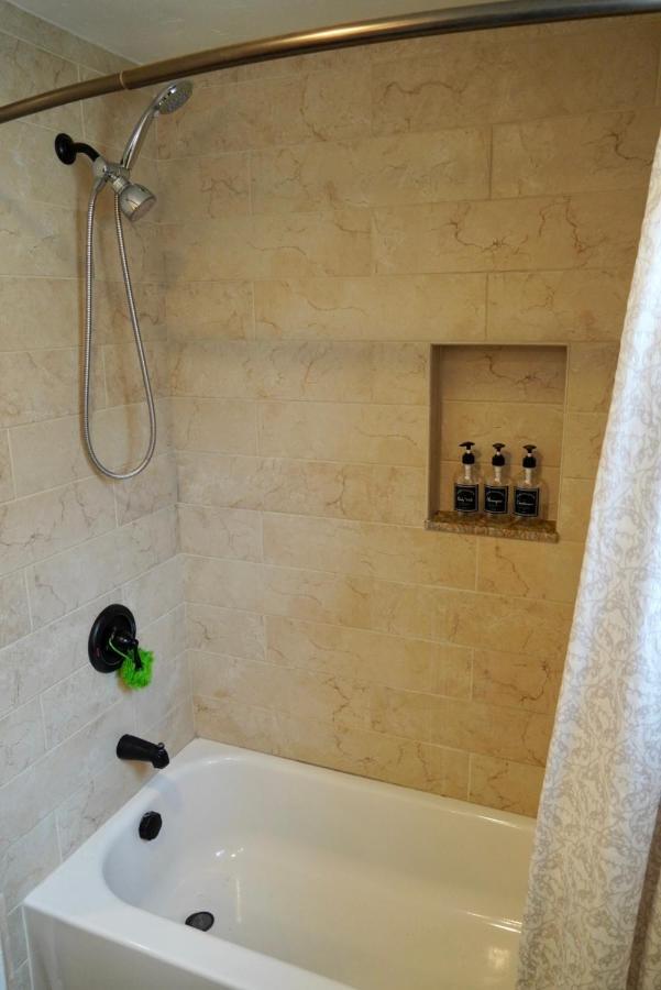 Cozy Family Hideaway, Sleeps 8, 4 Tv'S Yard, Shops Villa Сими Вали Екстериор снимка